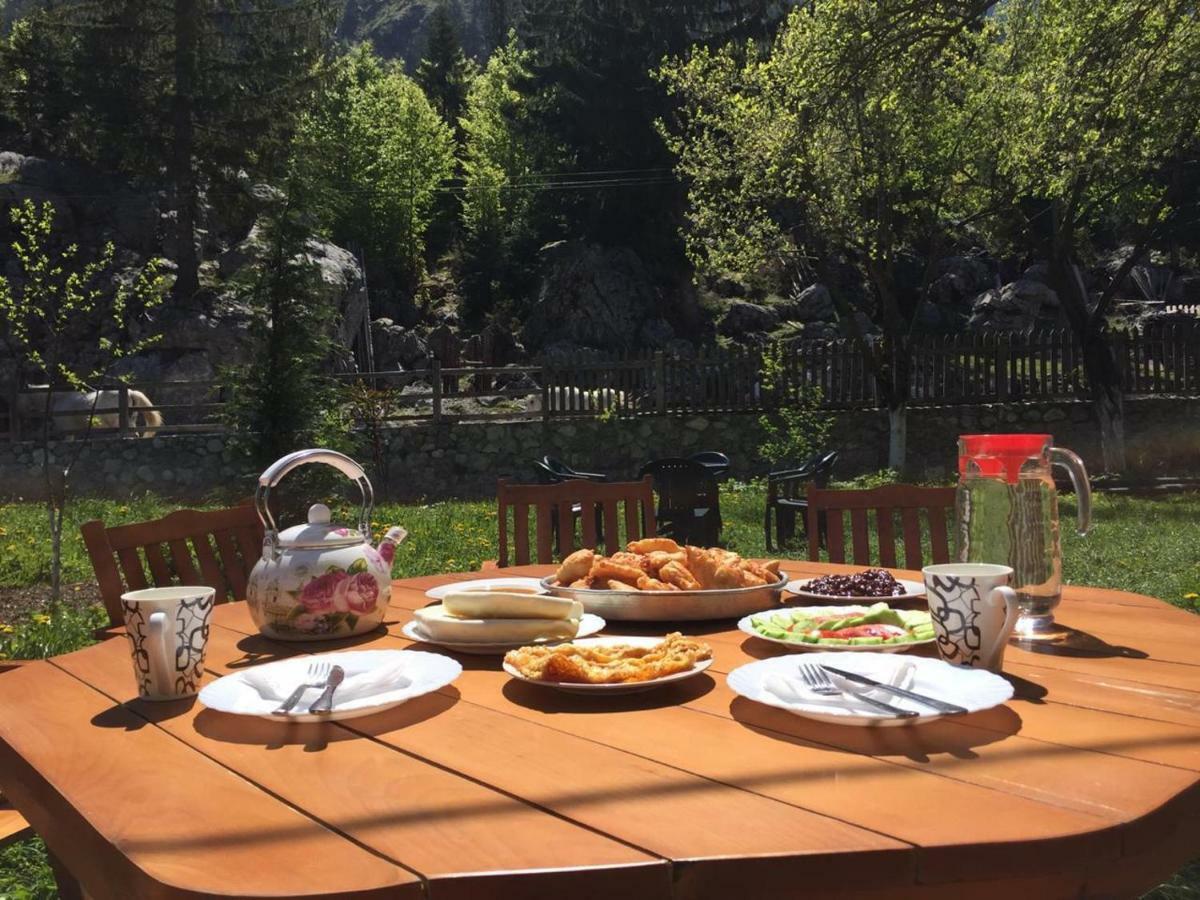 Guesthouse Demushi ヴァルボナ エクステリア 写真